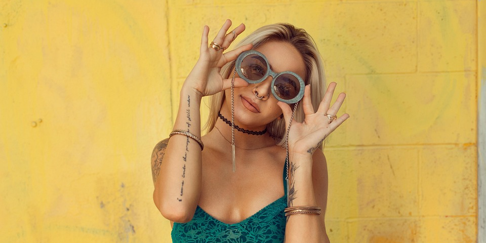 [内部案例讲解 ] 4. 代聊案例，无感→主动邀约→暧昧-Roy情感网